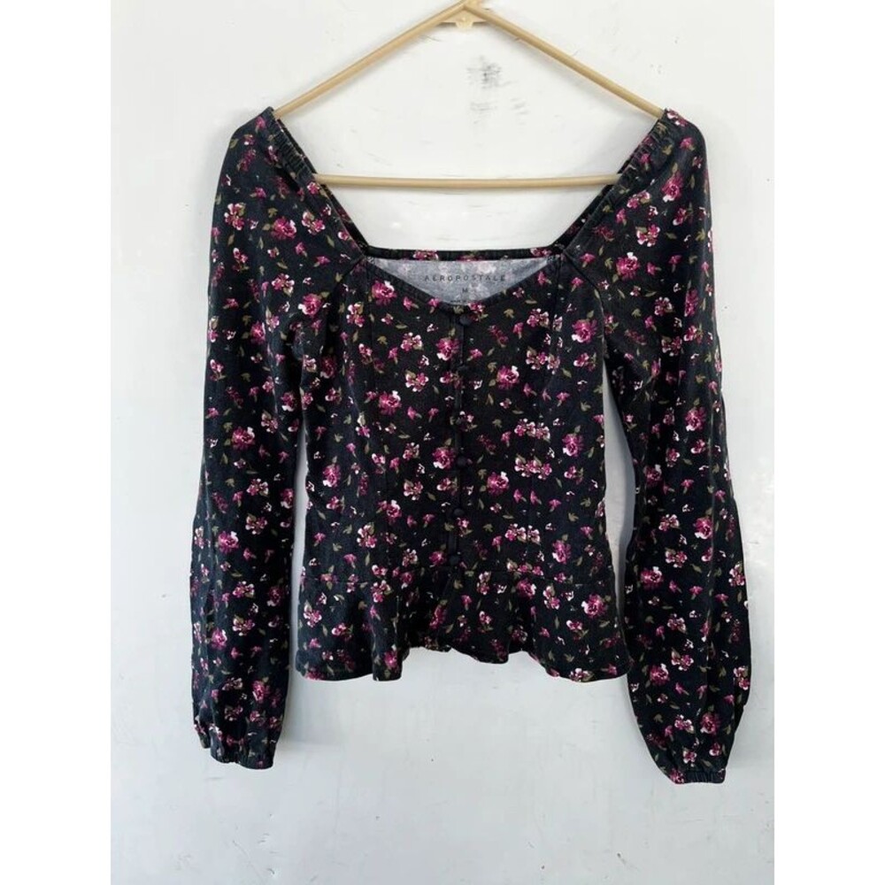 Floral Aeropostale puff sleeve black fall top